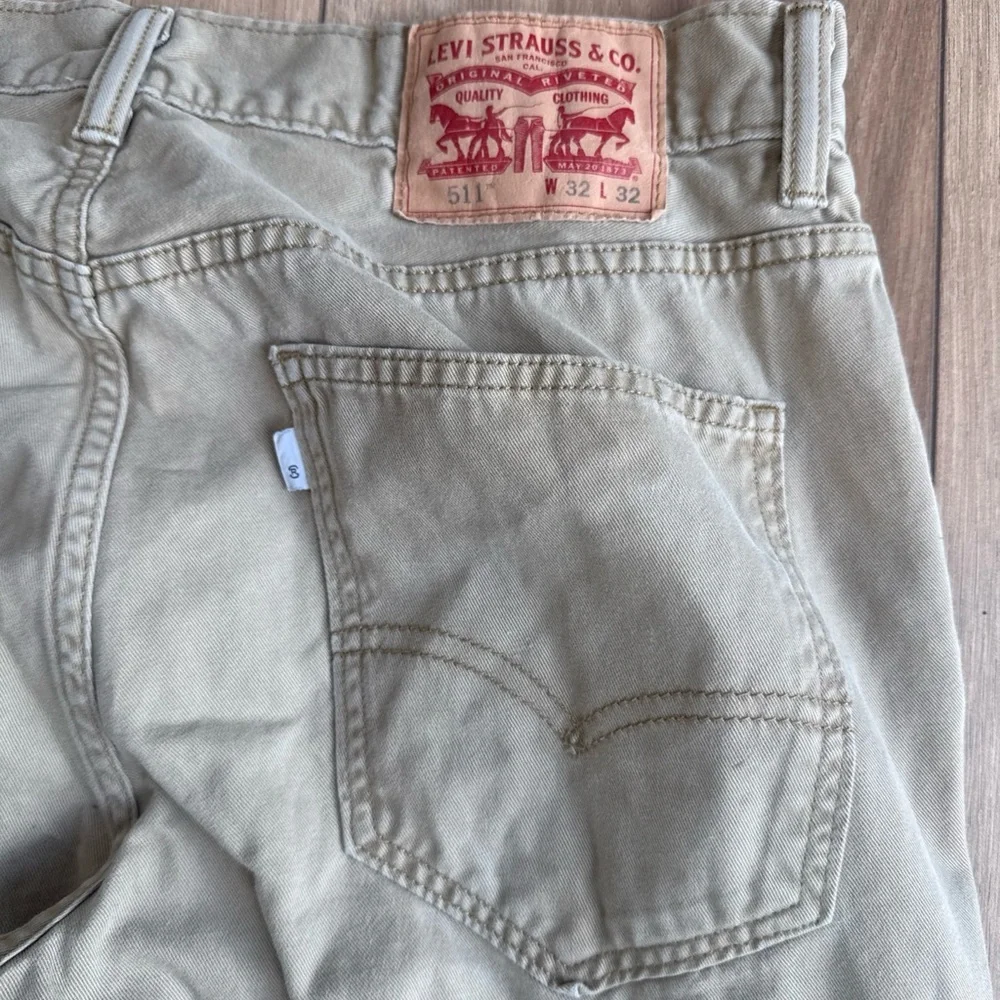 Levis 511 Slim Fit Pants Mens 32x32 Tan Khaki color Twill Trousers Classic